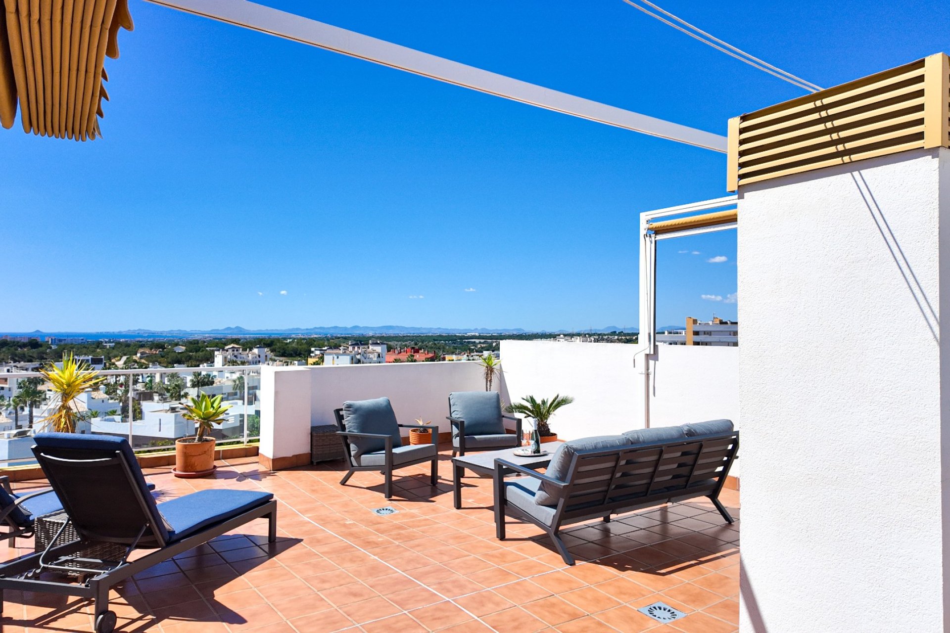 Wiederverkauf - Wohnung -
Orihuela Costa - Villamartín