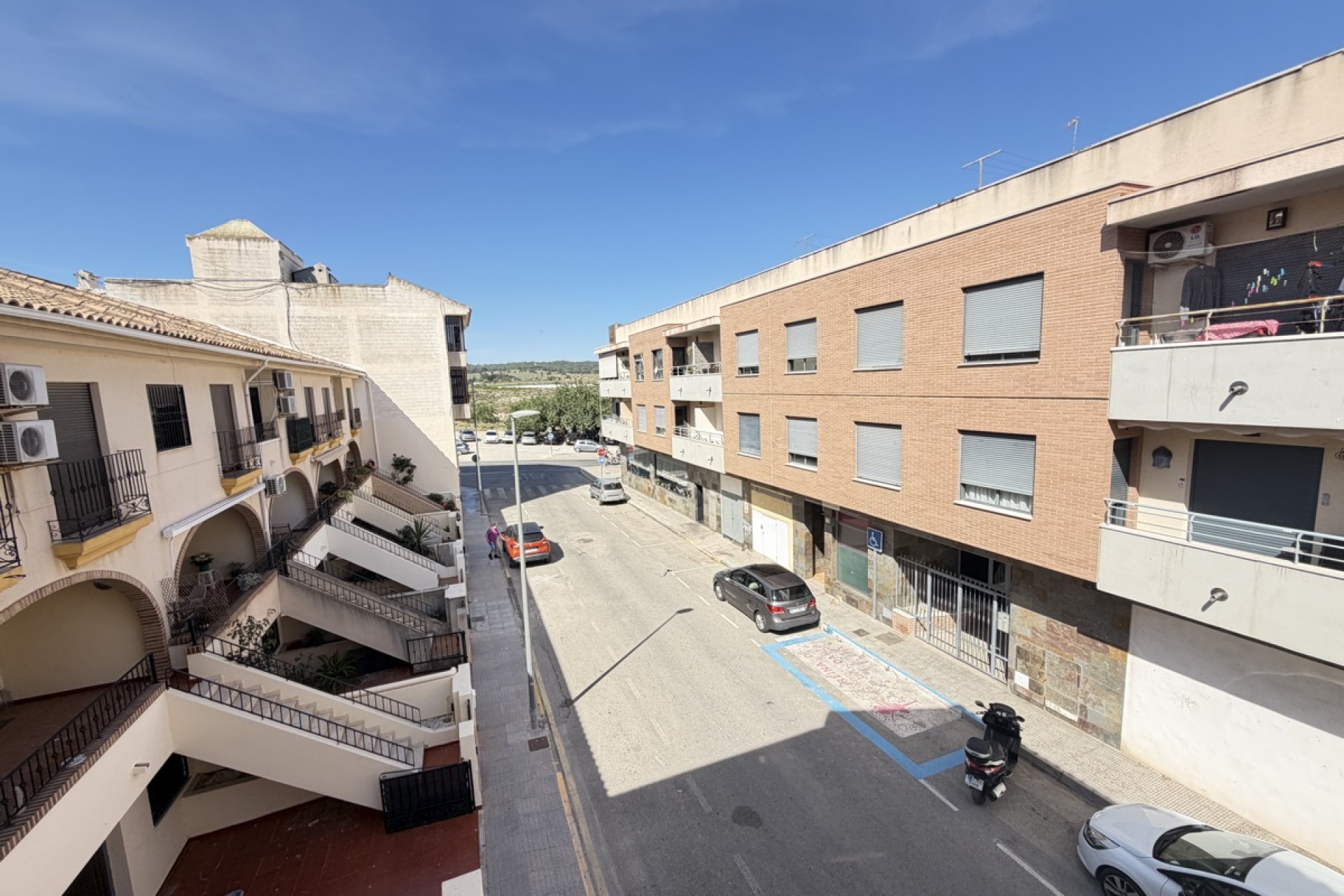 Wiederverkauf - Wohnung -
San Miguel de Salinas
