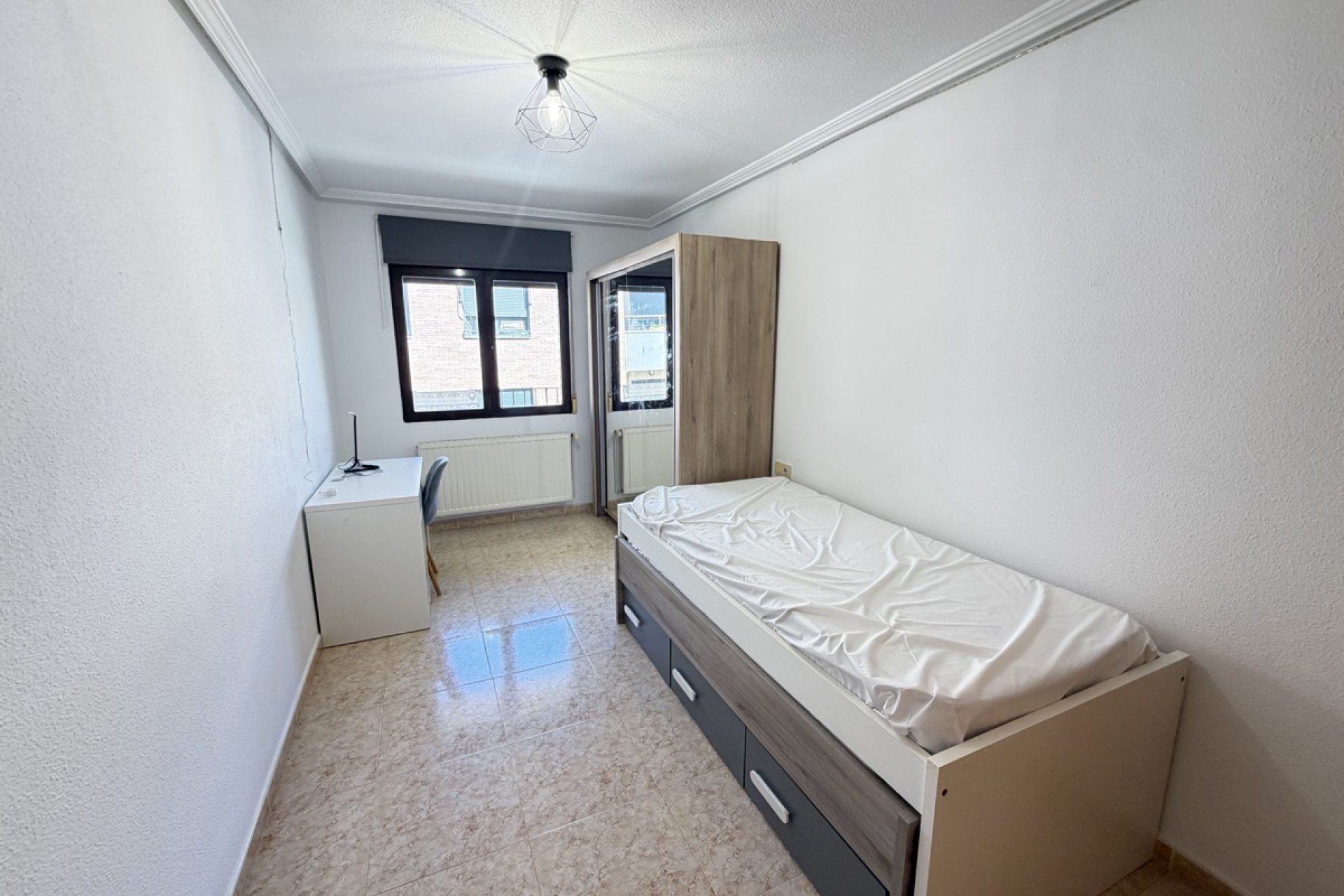 Wiederverkauf - Wohnung -
San Miguel de Salinas