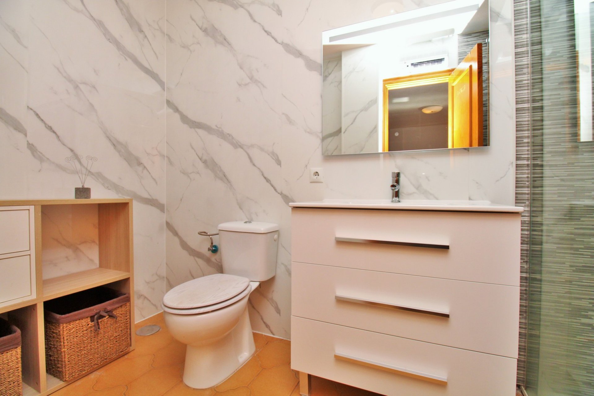 Wiederverkauf - Wohnung -
Villamartín - Villamartin