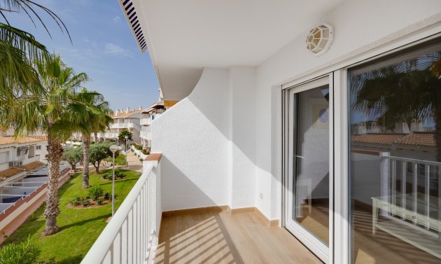 Wohnung - Wiederverkauf - Orihuela Costa - Dehesa de campoamor