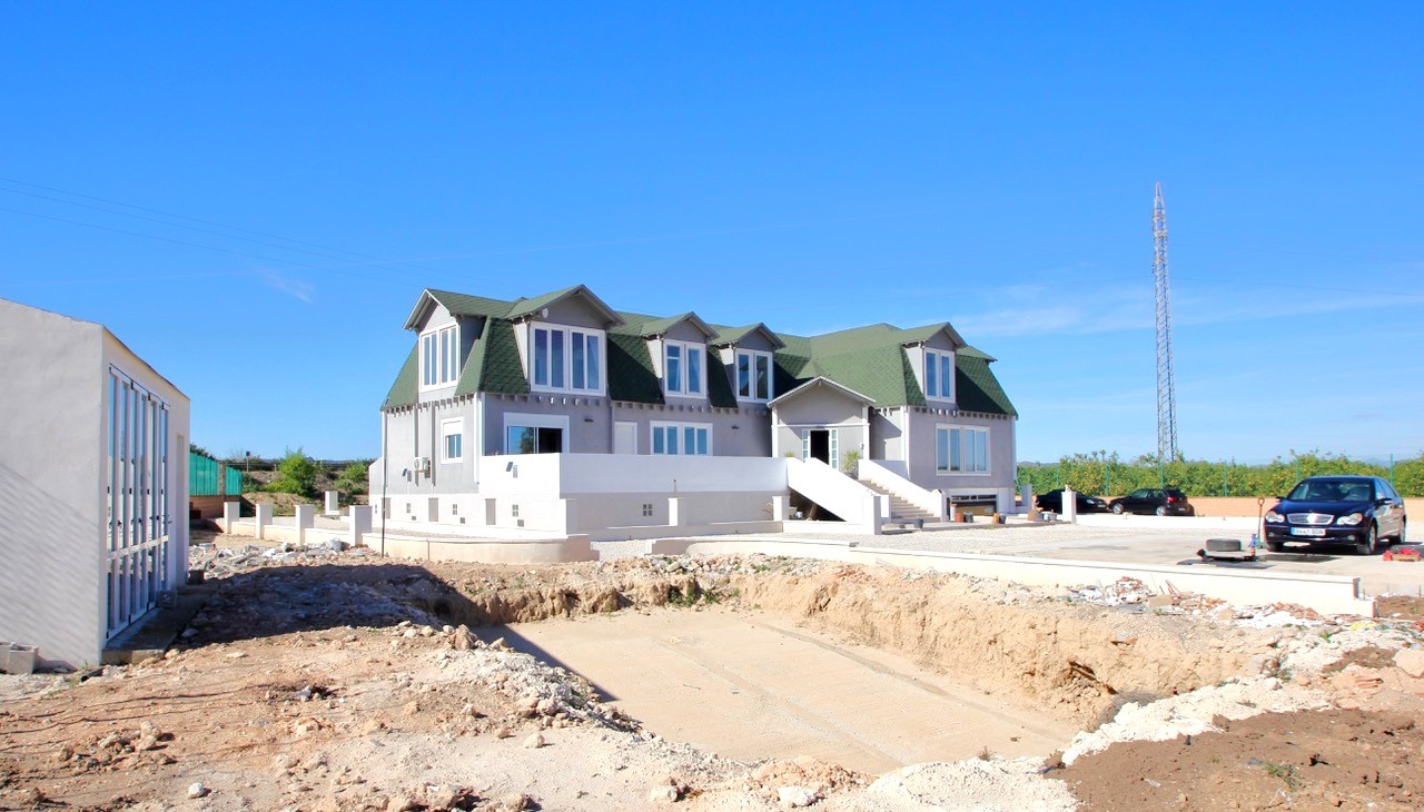 For Sale. Villa in San Miguel de Salinas