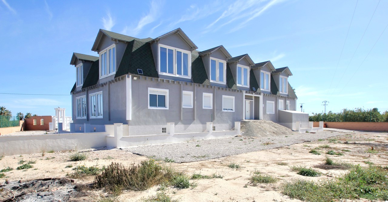 For Sale. Villa in San Miguel de Salinas