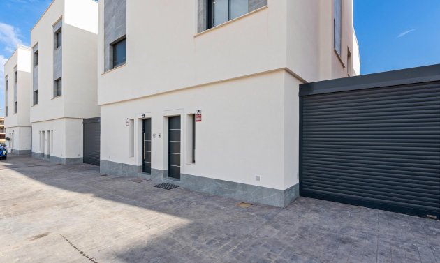 New Build - Townhouse -
Guardamar del Segura - Els Secans