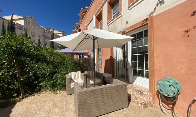 Reventa - Adosado -
Villamartín - Villamartin