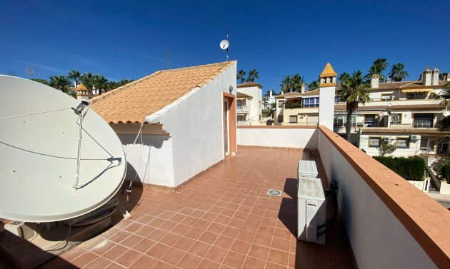 Reventa - Adosado -
Villamartín - Villamartin