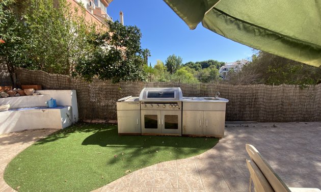 Reventa - Adosado -
Villamartín - Villamartin