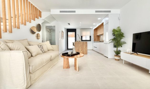 New Build - Townhouse -
Cox - San Fernando