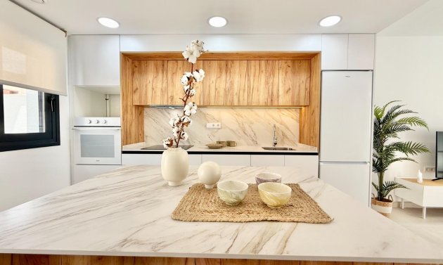New Build - Townhouse -
Cox - San Fernando