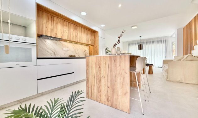 New Build - Townhouse -
Cox - San Fernando