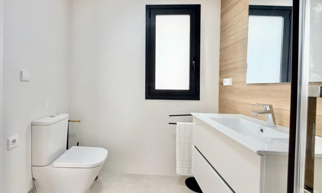 New Build - Townhouse -
Cox - San Fernando