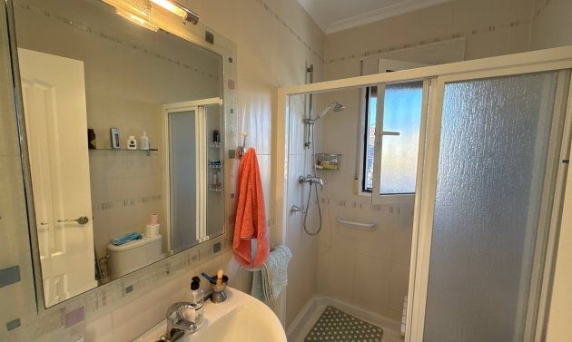 Resale - Villa -
Villamartín - Villamartin