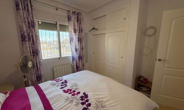 Resale - Villa -
Villamartín - Villamartin