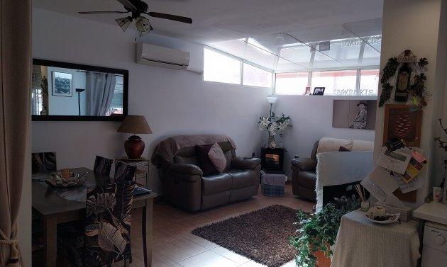Resale - Townhouse -
Villamartín - Blue Lagoon