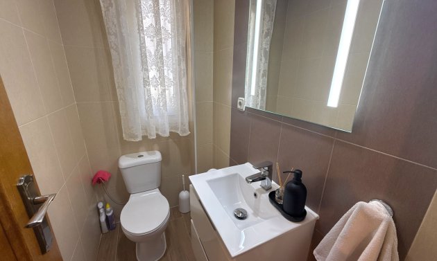 Resale - Villa -
Lomas de Cabo Roig