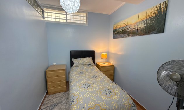 Resale - Villa -
Lomas de Cabo Roig
