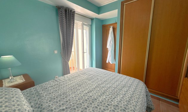 Resale - Villa -
Lomas de Cabo Roig