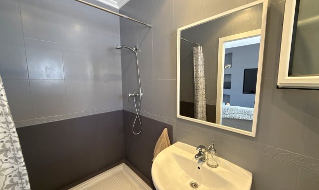 Resale - Townhouse -
Villamartín - Blue Lagoon