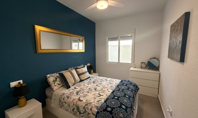 Resale - Townhouse -
Villamartín - Blue Lagoon