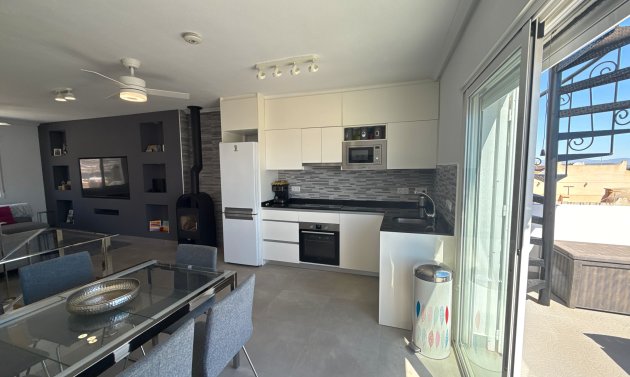 Resale - Townhouse -
Villamartín - Blue Lagoon