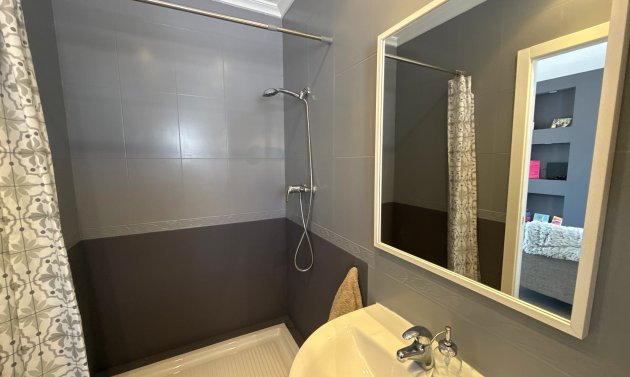 Resale - Townhouse -
Villamartín - Blue Lagoon