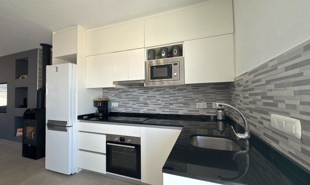 Resale - Townhouse -
Villamartín - Blue Lagoon