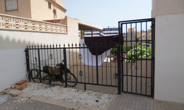 Resale - Apartment -
Playa Flamenca - Play Flamenca
