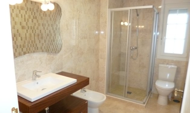 Reventa - Villa -
Cabo Roig