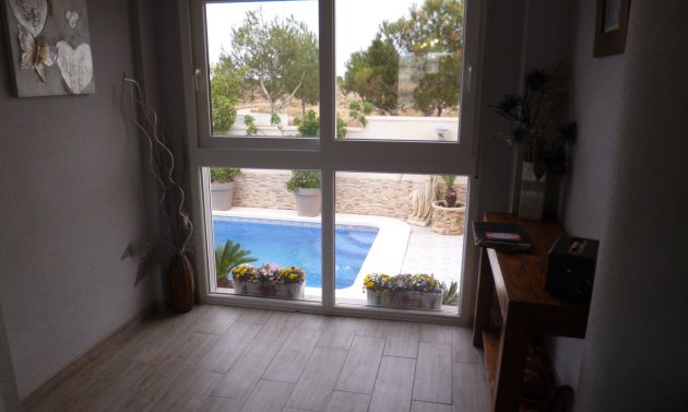 Resale - Villa -
Playa Flamenca - Play Flamenca