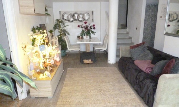 Resale - Villa -
Playa Flamenca - Play Flamenca