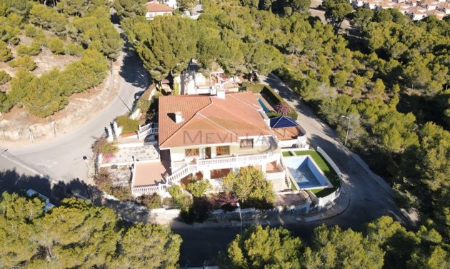 Reventa - Villa -
Campoamor