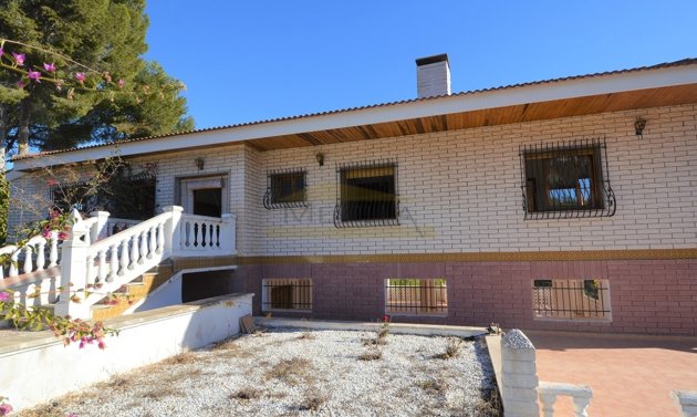 Reventa - Villa -
Campoamor