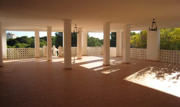 Reventa - Villa -
Campoamor