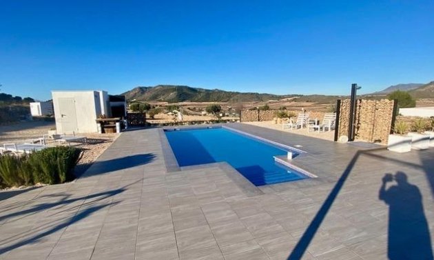 New Build - Villa -
Hondón de las Nieves - La Canalosa
