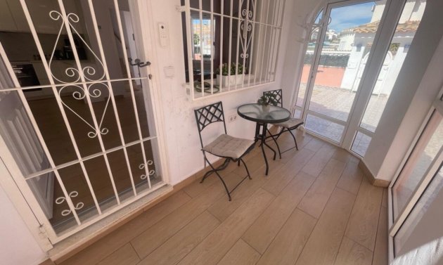 Resale - Villa -
Playa Flamenca - Play Flamenca