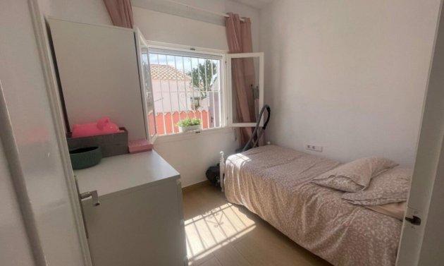 Resale - Villa -
Playa Flamenca - Play Flamenca