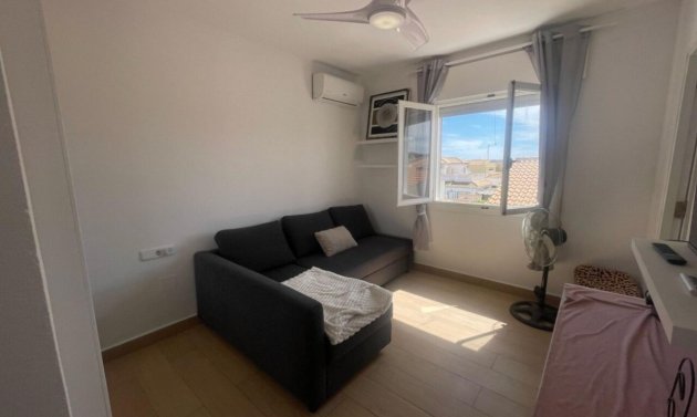 Resale - Villa -
Playa Flamenca - Play Flamenca