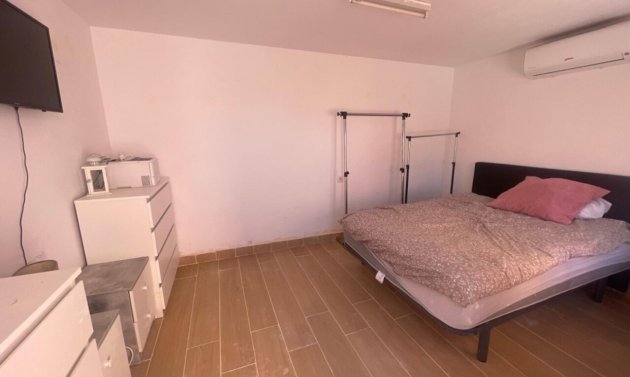 Resale - Villa -
Playa Flamenca - Play Flamenca