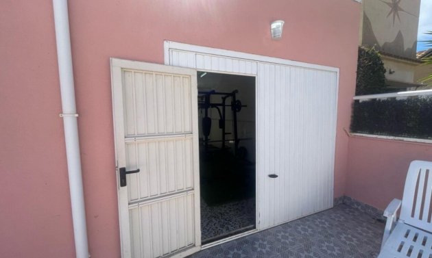 Resale - Villa -
Playa Flamenca - Play Flamenca
