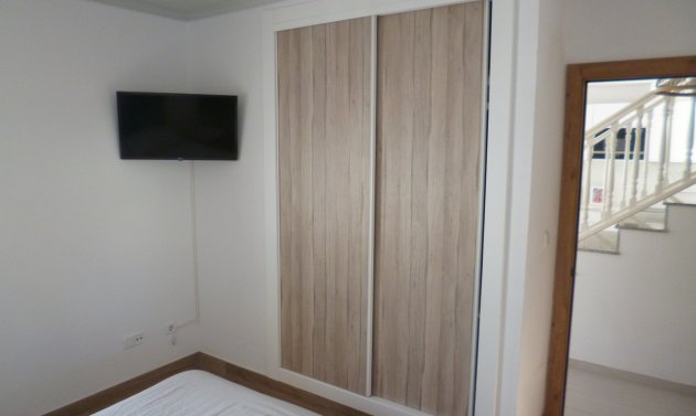 Reventa - Villa -
Pilar de la Horadada