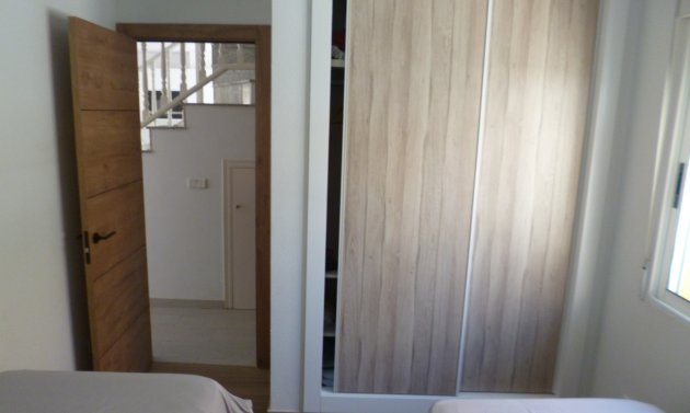 Reventa - Villa -
Pilar de la Horadada
