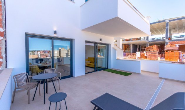 Neue Gebäude - Bungalow -
Torrevieja - Los Balcones