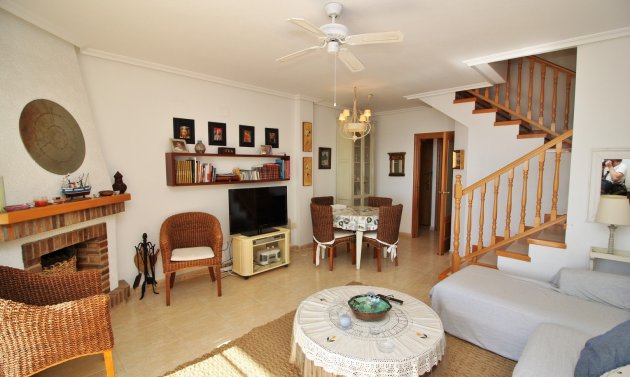 Reventa - Apartamento -
Cabo Roig