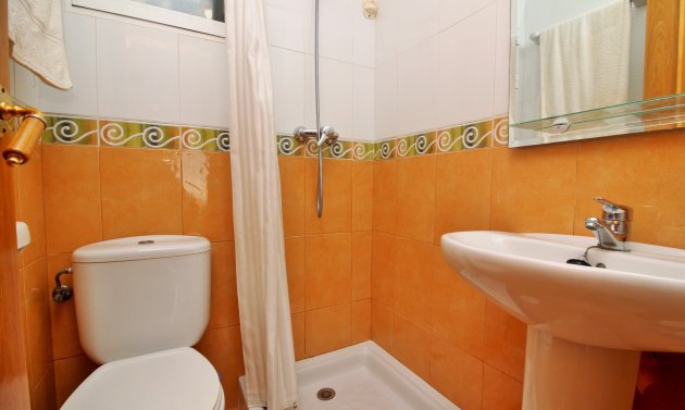 Reventa - Apartamento -
Cabo Roig