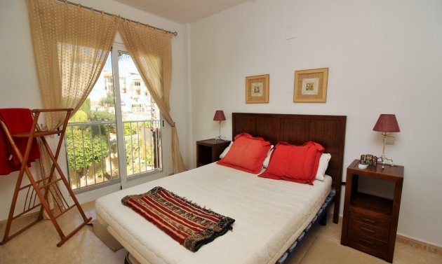 Reventa - Apartamento -
Cabo Roig