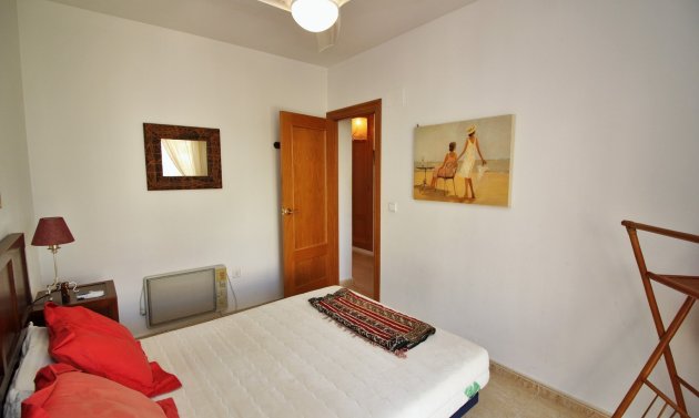 Reventa - Apartamento -
Cabo Roig