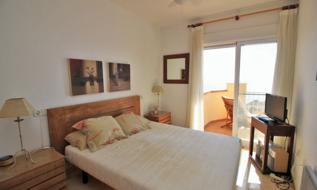Reventa - Apartamento -
Cabo Roig