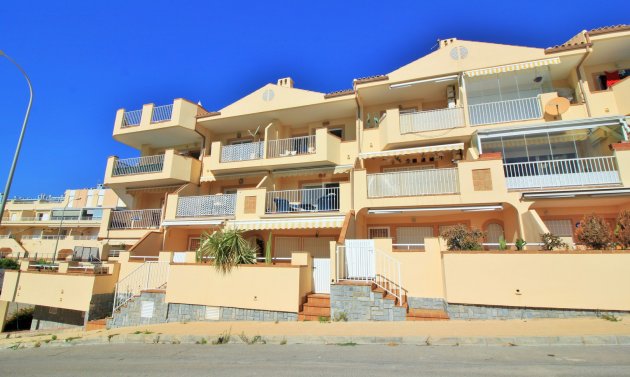 Reventa - Apartamento -
Cabo Roig