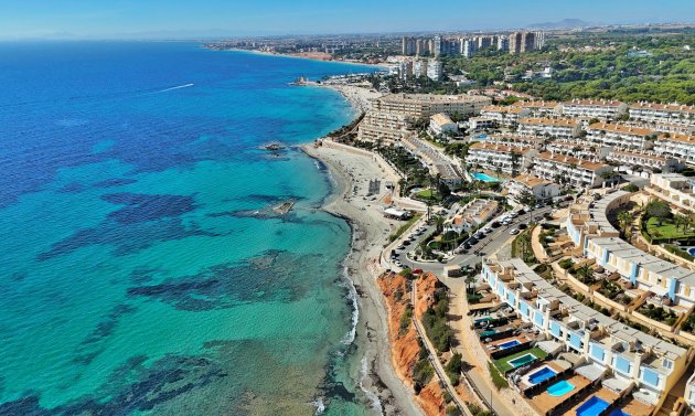 Reventa - Apartamento -
Cabo Roig