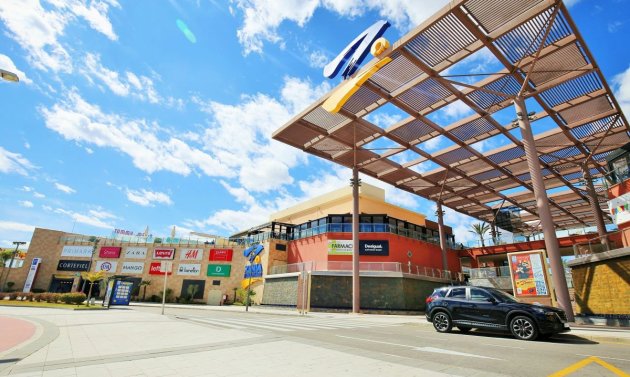 Reventa - Apartamento -
Cabo Roig